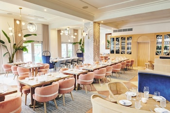 the gabriel miami south beach curio collection by hilton