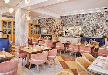 the gabriel miami south beach curio collection by hilton