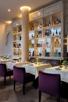 the gabriel miami south beach curio collection by hilton
