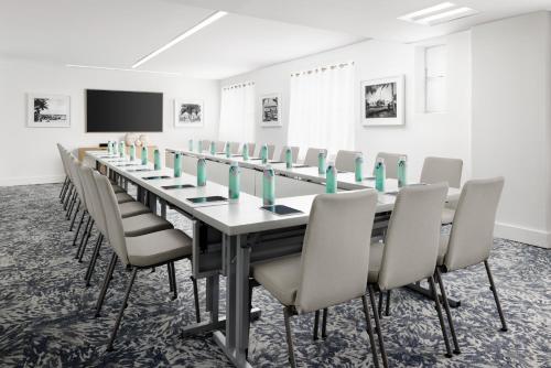 the gabriel miami south beach curio collection by hilton