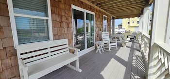 Beach Road Bed And Breakfast,2006 N Virginia Dare Trail,3 star