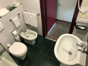 hotel blaise and francis