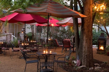 Montford Inn & Cottages,,3 star