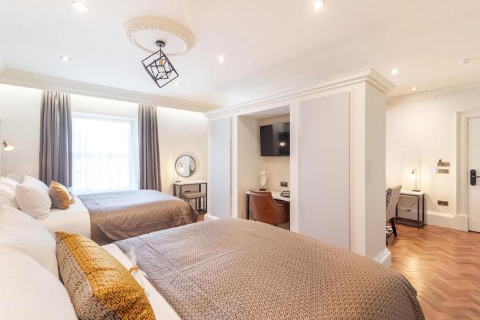 king street aparthotel