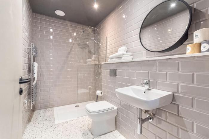 king street aparthotel