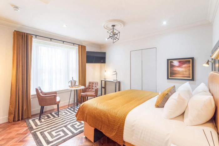 king street aparthotel