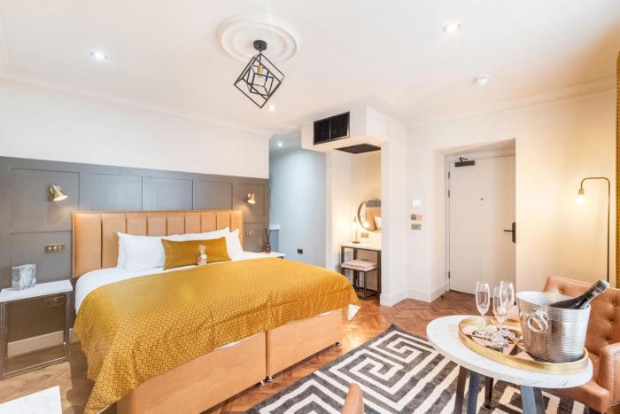 king street aparthotel