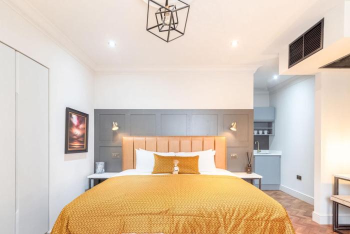 king street aparthotel