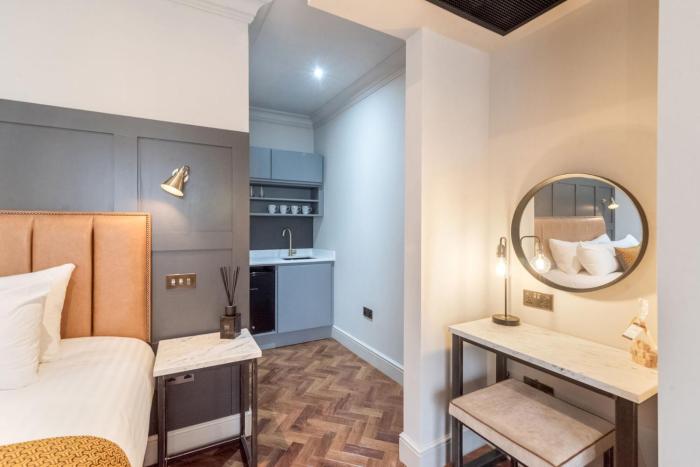 king street aparthotel