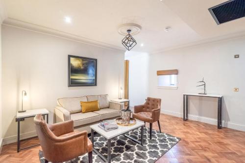 king street aparthotel