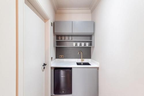 king street aparthotel