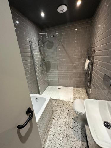 king street aparthotel
