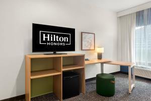 spark by hilton missouri city