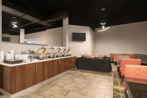 holiday inn mobile west i 10 by ihg