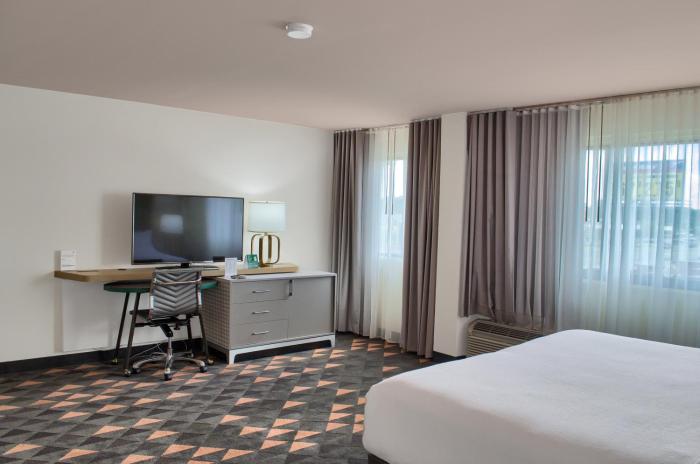 holiday inn mobile west i 10 by ihg
