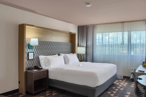 holiday inn mobile west i 10 by ihg