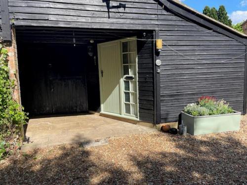 remarkable 2 bed barn in downham market