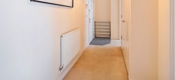 Festival Place Modern Town Center Apt,,3 star