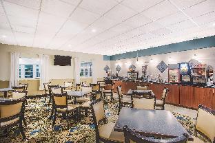 La Quinta Inn & Suites By Wyndham Stonington-Mystic Area,Hope Valley>>Connecticut,3 star