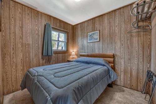 edgewater resort