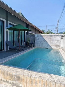 sriphakdi pool villa krabi