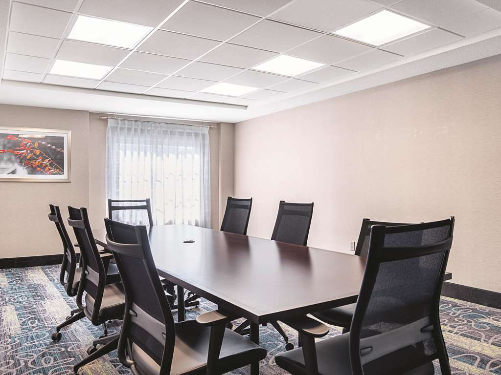 la quinta inn and suites by wyndham phoenix chandler