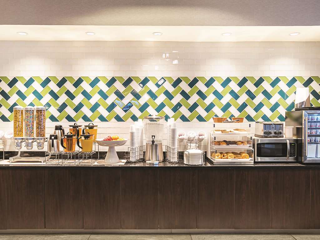 la quinta inn and suites by wyndham phoenix chandler