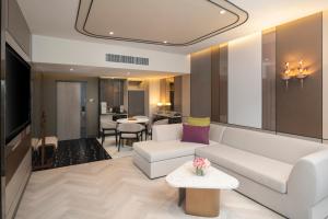pathumwan princess hotel