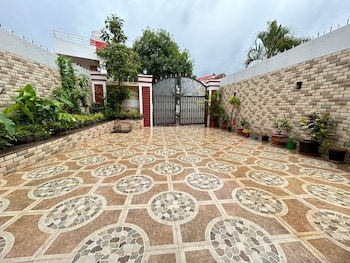 utopia by joy suites