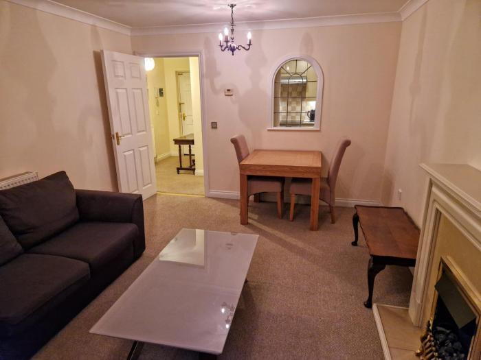 charming 2 bed apartment in central southampton