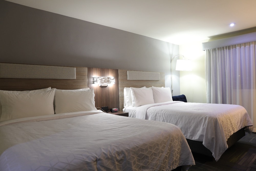 holiday inn express piedras negras by ihg