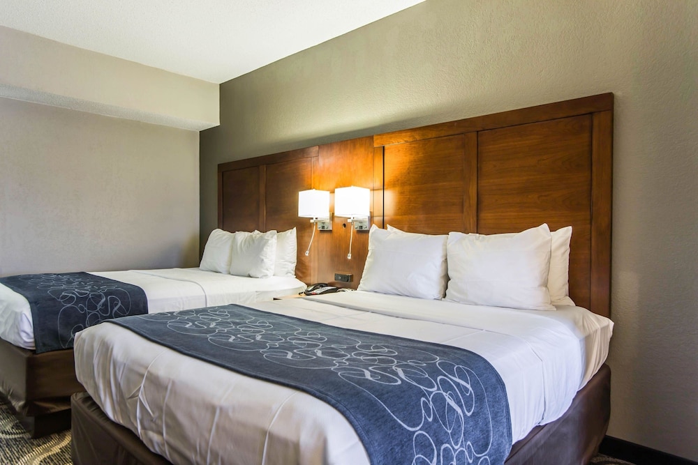 comfort suites pineville ballantyne area