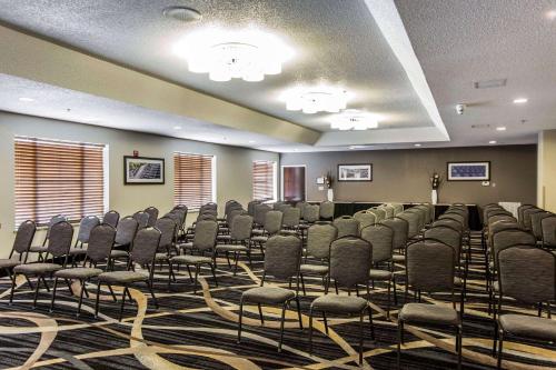 comfort suites pineville ballantyne area
