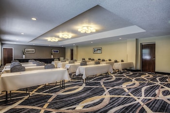 comfort suites pineville ballantyne area