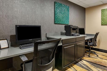 comfort suites pineville ballantyne area