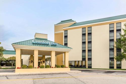 comfort inn and suites piqua near troy i75
