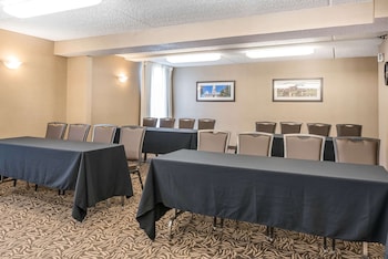 comfort inn and suites piqua near troy i75
