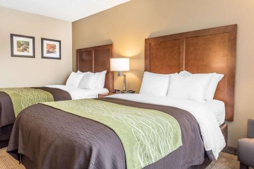 comfort inn and suites piqua near troy i75
