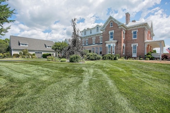 stuart manor bed and breakfast