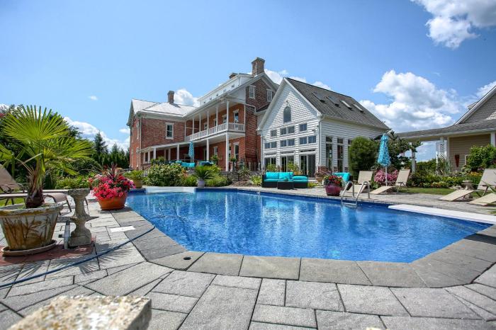 stuart manor bed and breakfast
