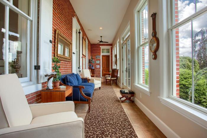stuart manor bed and breakfast