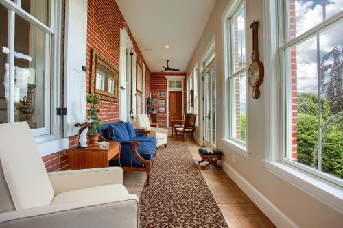 stuart manor bed and breakfast