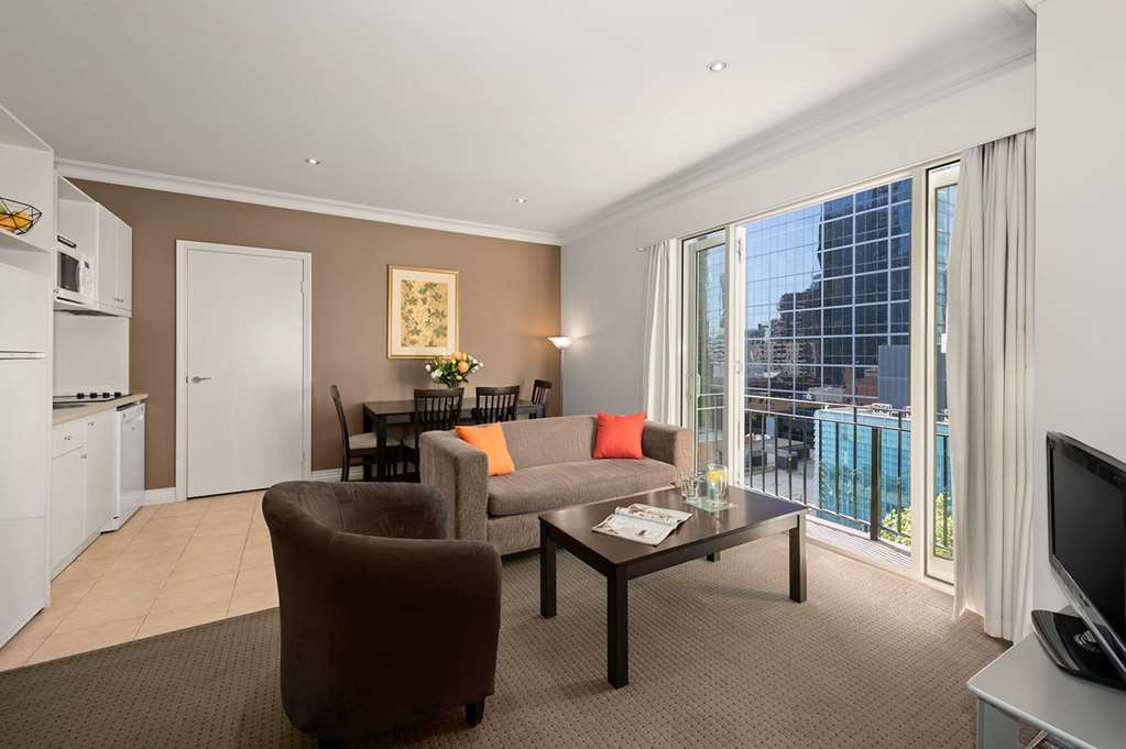 comfort hotel melbourne central