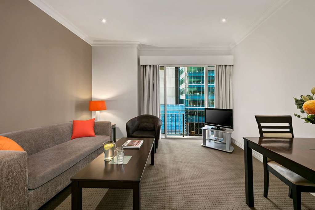 comfort hotel melbourne central