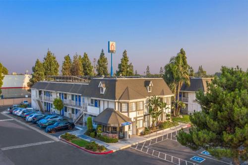 Motel 6 Merced, Ca - North,California>>Merced,2 star
