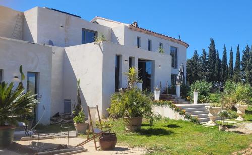 arles