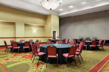 hampton inn and suites dallas mesquite