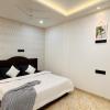 he azure 3bhk bunglow nr apollo db city