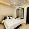 he azure 3bhk bunglow nr apollo db city