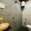 he azure 3bhk bunglow nr apollo db city